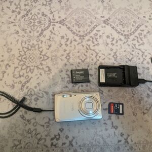 Silver Olympus Stylus-5010 Digital Camera with Charger & SD Card